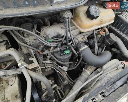 Серый Пежо Эксперт груз.-пасс., объемом двигателя 2 л и пробегом 300 тыс. км за 3700 $, фото 23 на Automoto.ua