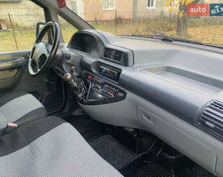 Пежо Эксперт груз.-пасс. 2005 в Луцке на Automoto.ua Серый Пежо Эксперт груз.-пасс., объемом двигателя 2 л и пробегом 290 тыс. км за 4800 $, фото 13 на Automoto.ua