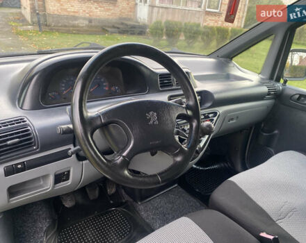 Пежо Эксперт груз.-пасс. 2005 в Луцке на Automoto.ua Серый Пежо Эксперт груз.-пасс., объемом двигателя 2 л и пробегом 290 тыс. км за 4800 $, фото 14 на Automoto.ua