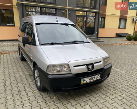 Пежо Эксперт груз.-пасс. 2005 в Луцке на Automoto.ua Серый Пежо Эксперт груз.-пасс., объемом двигателя 2 л и пробегом 290 тыс. км за 4800 $, фото 1 на Automoto.ua