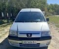 Пежо Эксперт груз.-пасс. 2006 в Томашполе на Automoto.ua Серый Пежо Эксперт груз.-пасс., объемом двигателя 2 л и пробегом 235 тыс. км за 5200 $, фото 1 на Automoto.ua