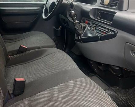 Сірий Пежо Експерт вант.-пас., об'ємом двигуна 2 л та пробігом 400 тис. км за 4500 $, фото 4 на Automoto.ua