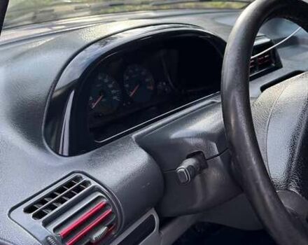 Серый Пежо Эксперт груз.-пасс., объемом двигателя 2 л и пробегом 296 тыс. км за 4700 $, фото 9 на Automoto.ua