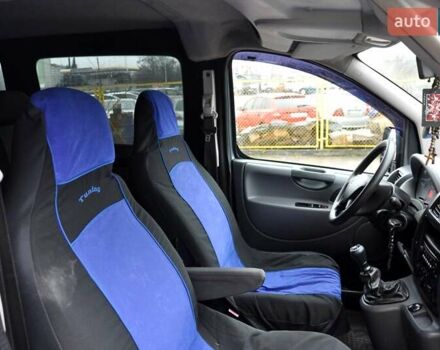 Серый Пежо Эксперт груз.-пасс., объемом двигателя 1.6 л и пробегом 320 тыс. км за 5700 $, фото 19 на Automoto.ua