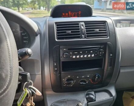 Сірий Пежо Експерт вант.-пас., об'ємом двигуна 2 л та пробігом 275 тис. км за 7000 $, фото 19 на Automoto.ua