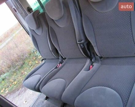 Серый Пежо Эксперт груз.-пасс., объемом двигателя 2 л и пробегом 336 тыс. км за 9500 $, фото 9 на Automoto.ua