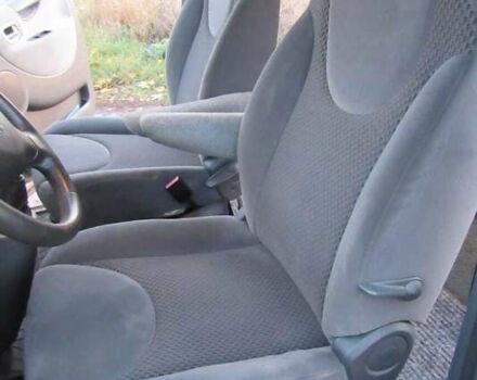 Серый Пежо Эксперт груз.-пасс., объемом двигателя 2 л и пробегом 336 тыс. км за 9500 $, фото 12 на Automoto.ua