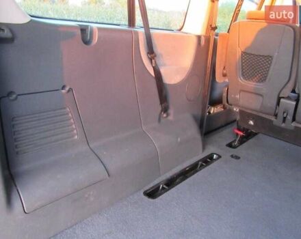 Серый Пежо Эксперт груз.-пасс., объемом двигателя 2 л и пробегом 336 тыс. км за 9500 $, фото 4 на Automoto.ua