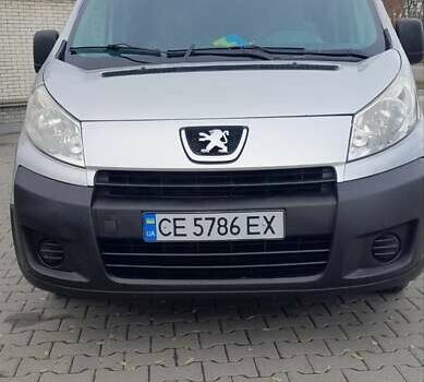 Серый Пежо Эксперт груз.-пасс., объемом двигателя 2 л и пробегом 306 тыс. км за 5900 $, фото 1 на Automoto.ua