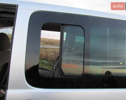 Серый Пежо Эксперт груз.-пасс., объемом двигателя 2 л и пробегом 336 тыс. км за 9500 $, фото 17 на Automoto.ua