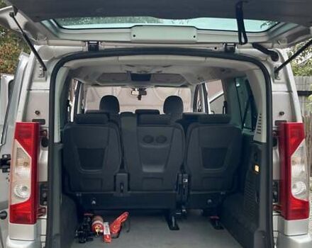 Пежо Эксперт груз.-пасс. 2010 в Ахтырке на Automoto.ua Серый Пежо Эксперт груз.-пасс., объемом двигателя 2 л и пробегом 283 тыс. км за 10200 $, фото 5 на Automoto.ua