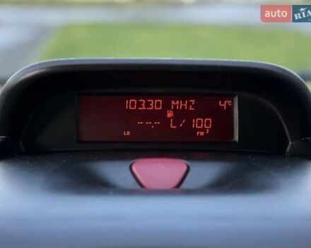 Серый Пежо Эксперт груз.-пасс., объемом двигателя 2 л и пробегом 289 тыс. км за 9900 $, фото 17 на Automoto.ua