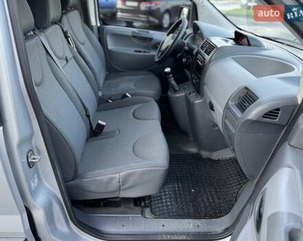 Серый Пежо Эксперт груз.-пасс., объемом двигателя 2 л и пробегом 289 тыс. км за 9900 $, фото 10 на Automoto.ua