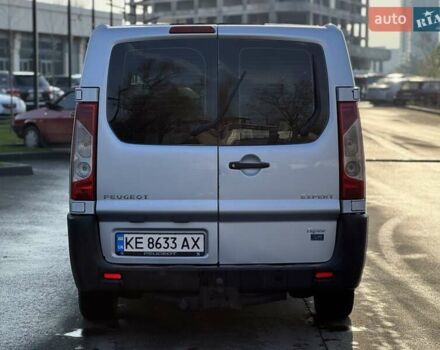 Серый Пежо Эксперт груз.-пасс., объемом двигателя 2 л и пробегом 289 тыс. км за 9900 $, фото 5 на Automoto.ua