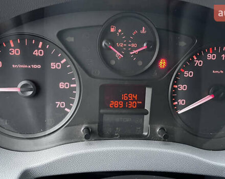 Серый Пежо Эксперт груз.-пасс., объемом двигателя 2 л и пробегом 289 тыс. км за 9300 $, фото 19 на Automoto.ua