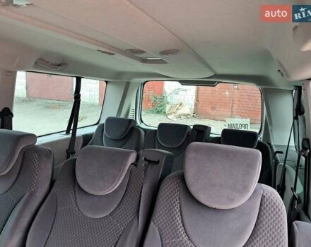 Серый Пежо Эксперт груз.-пасс., объемом двигателя 2 л и пробегом 256 тыс. км за 11600 $, фото 3 на Automoto.ua