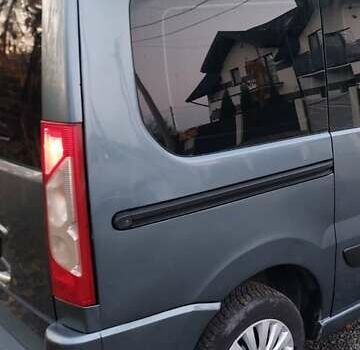 Серый Пежо Эксперт груз.-пасс., объемом двигателя 2 л и пробегом 288 тыс. км за 8900 $, фото 11 на Automoto.ua