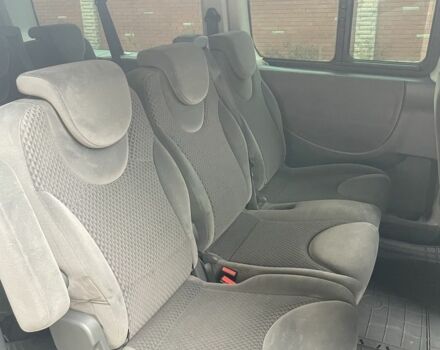 Сірий Пежо Експерт вант.-пас., об'ємом двигуна 2 л та пробігом 330 тис. км за 10500 $, фото 4 на Automoto.ua