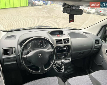 Сірий Пежо Експерт вант.-пас., об'ємом двигуна 2 л та пробігом 226 тис. км за 12800 $, фото 47 на Automoto.ua