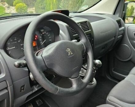 Серый Пежо Эксперт груз.-пасс., объемом двигателя 2 л и пробегом 259 тыс. км за 8300 $, фото 10 на Automoto.ua