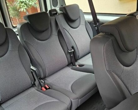 Серый Пежо Эксперт груз.-пасс., объемом двигателя 2 л и пробегом 259 тыс. км за 8500 $, фото 17 на Automoto.ua