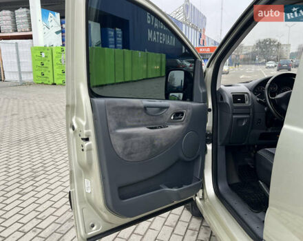 Сірий Пежо Експерт вант.-пас., об'ємом двигуна 2 л та пробігом 226 тис. км за 12800 $, фото 39 на Automoto.ua