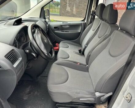 Пежо Эксперт груз.-пасс. 2015 в Луцке на Automoto.ua Серый Пежо Эксперт груз.-пасс., объемом двигателя 2 л и пробегом 280 тыс. км за 9999 $, фото 6 на Automoto.ua