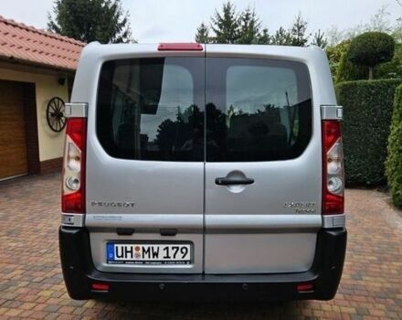 Серый Пежо Эксперт груз.-пасс., объемом двигателя 2 л и пробегом 259 тыс. км за 8300 $, фото 8 на Automoto.ua