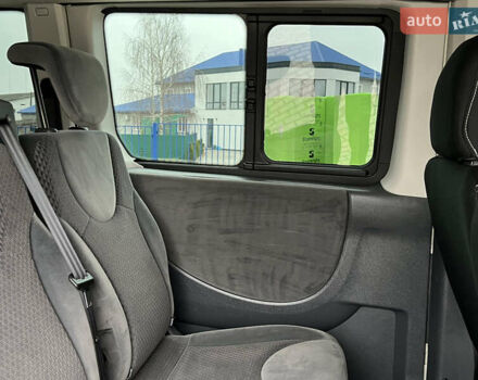 Сірий Пежо Експерт вант.-пас., об'ємом двигуна 2 л та пробігом 226 тис. км за 12800 $, фото 50 на Automoto.ua