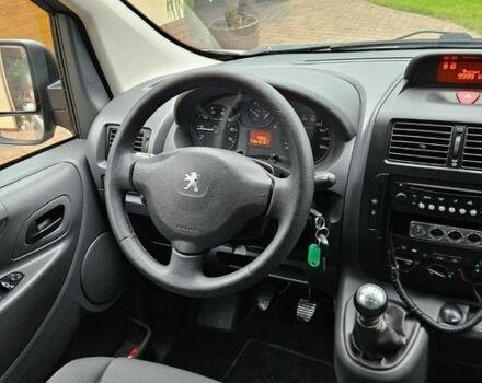 Серый Пежо Эксперт груз.-пасс., объемом двигателя 2 л и пробегом 259 тыс. км за 8500 $, фото 14 на Automoto.ua