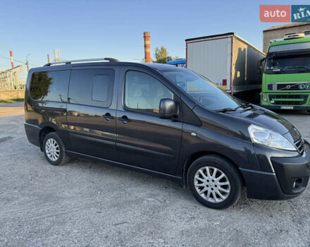 Серый Пежо Эксперт груз.-пасс., объемом двигателя 2 л и пробегом 330 тыс. км за 12500 $, фото 2 на Automoto.ua