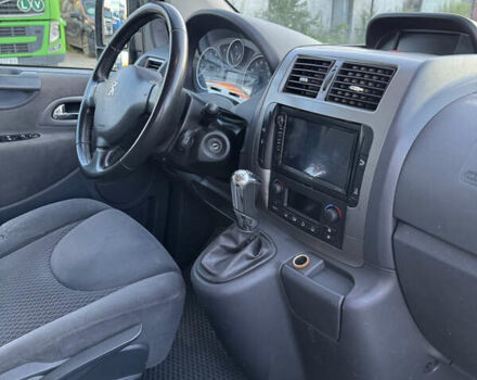 Серый Пежо Эксперт груз.-пасс., объемом двигателя 2 л и пробегом 330 тыс. км за 12500 $, фото 14 на Automoto.ua