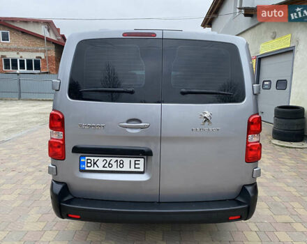 Серый Пежо Эксперт груз.-пасс., объемом двигателя 2 л и пробегом 195 тыс. км за 19800 $, фото 4 на Automoto.ua