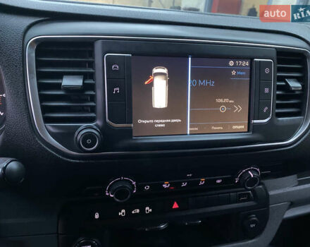 Серый Пежо Эксперт груз.-пасс., объемом двигателя 2 л и пробегом 195 тыс. км за 19800 $, фото 34 на Automoto.ua