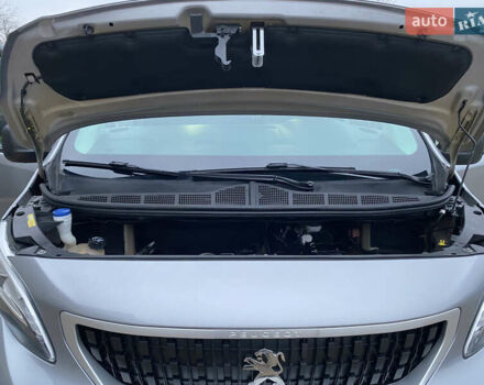 Серый Пежо Эксперт груз.-пасс., объемом двигателя 2 л и пробегом 195 тыс. км за 19800 $, фото 26 на Automoto.ua