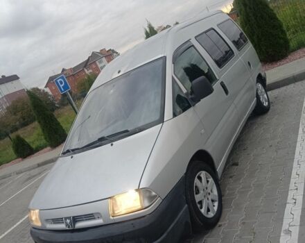 Серый Пежо Эксперт груз.-пасс., объемом двигателя 2 л и пробегом 445 тыс. км за 3650 $, фото 1 на Automoto.ua