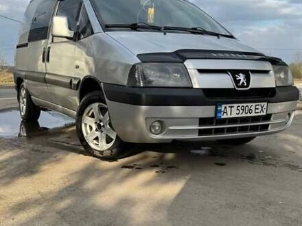 Серый Пежо Эксперт груз.-пасс., объемом двигателя 2 л и пробегом 296 тыс. км за 4700 $, фото 1 на Automoto.ua