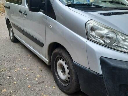 Серый Пежо Эксперт груз.-пасс., объемом двигателя 2 л и пробегом 237 тыс. км за 5100 $, фото 1 на Automoto.ua