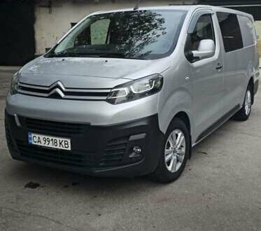 Пежо Експерт вант.-пас. 2017 у Умани на Automoto.ua Сірий Пежо Експерт вант.-пас., об'ємом двигуна 2 л та пробігом 228 тис. км за 13900 $, фото 1 на Automoto.ua