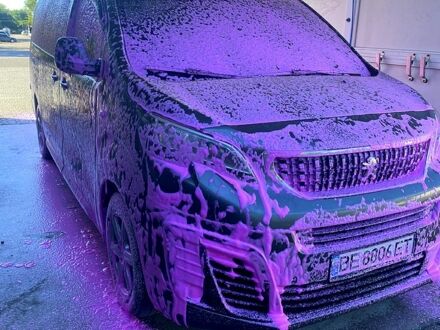 Пежо Эксперт груз.-пасс. 2017 в Первомайск на Automoto.ua Серый Пежо Эксперт груз.-пасс., объемом двигателя 2 л и пробегом 235 тыс. км за 17000 $, фото 1 на Automoto.ua