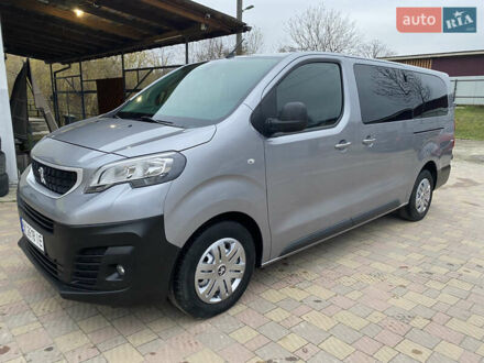 Серый Пежо Эксперт груз.-пасс., объемом двигателя 2 л и пробегом 195 тыс. км за 19800 $, фото 1 на Automoto.ua