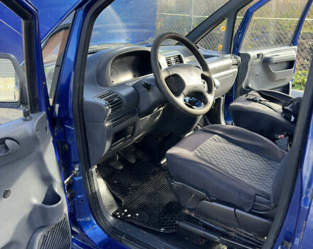 Синий Пежо Эксперт груз.-пасс., объемом двигателя 1.9 л и пробегом 370 тыс. км за 2500 $, фото 17 на Automoto.ua