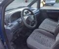 Синий Пежо Эксперт груз.-пасс., объемом двигателя 1.9 л и пробегом 332 тыс. км за 2800 $, фото 7 на Automoto.ua