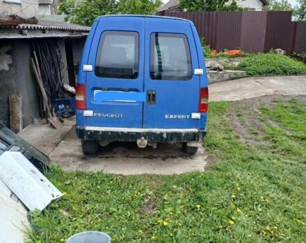 Синий Пежо Эксперт груз.-пасс., объемом двигателя 2 л и пробегом 517 тыс. км за 2500 $, фото 1 на Automoto.ua