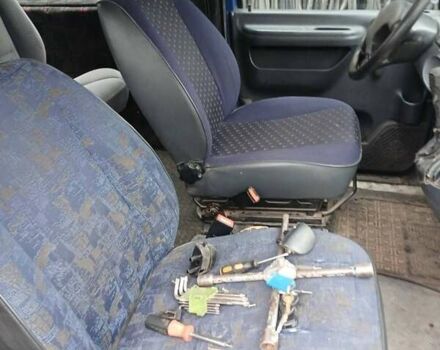 Синий Пежо Эксперт груз.-пасс., объемом двигателя 2 л и пробегом 515 тыс. км за 2450 $, фото 5 на Automoto.ua