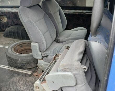 Синий Пежо Эксперт груз.-пасс., объемом двигателя 2 л и пробегом 517 тыс. км за 2500 $, фото 4 на Automoto.ua