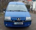 Синий Пежо Эксперт груз.-пасс., объемом двигателя 1.9 л и пробегом 315 тыс. км за 3750 $, фото 1 на Automoto.ua