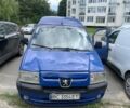 Синий Пежо Эксперт груз.-пасс., объемом двигателя 2 л и пробегом 358 тыс. км за 2900 $, фото 1 на Automoto.ua