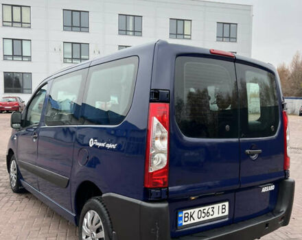Синий Пежо Эксперт груз.-пасс., объемом двигателя 2 л и пробегом 396 тыс. км за 6750 $, фото 9 на Automoto.ua