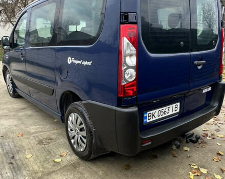 Синий Пежо Эксперт груз.-пасс., объемом двигателя 2 л и пробегом 396 тыс. км за 6650 $, фото 11 на Automoto.ua